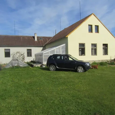 U Tupáčků Dvory nad Luznici