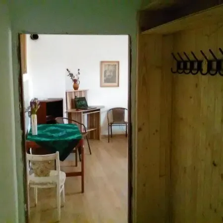 U Tupacku Landhaus *