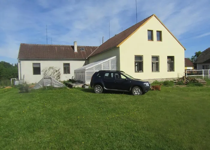 U Tupacku Dvory nad Lužnicí